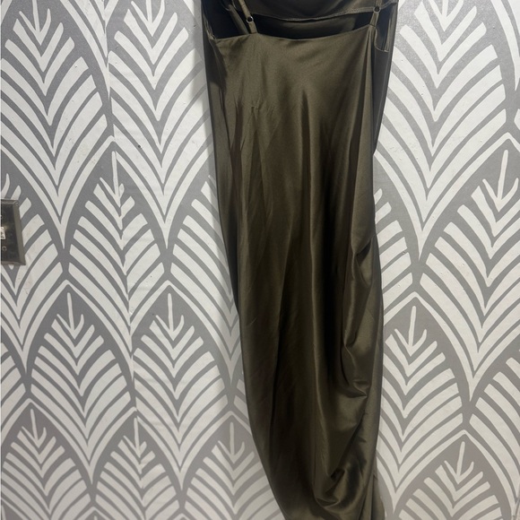 Mable nwot Green Asymmetrical Bodycon Dress - Picture 8 of 11